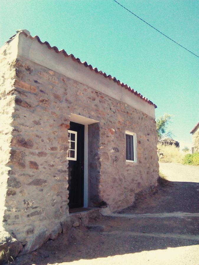 Gasthaus Palheiros Da Ribeira Pracana Cimeira Exterior foto